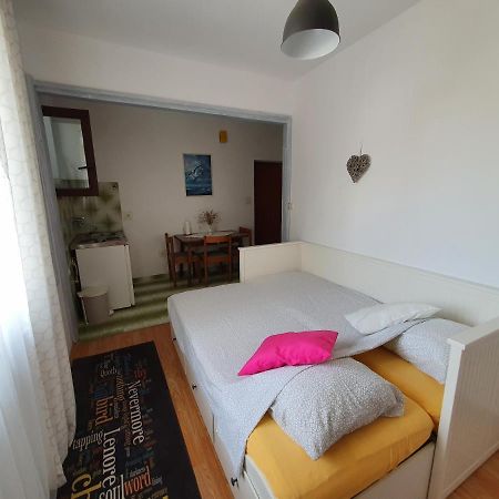 Aenona Sunny Apartment วรซี ภายนอก รูปภาพ